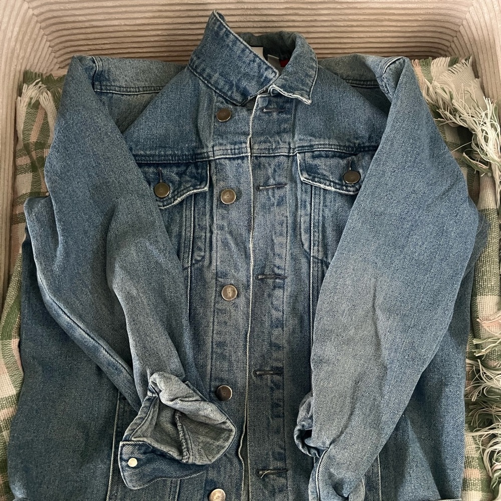 Forever 21 Classic Vintage Mickey Denim Jacket